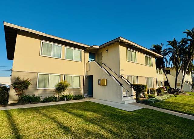 Property at 2976 Royal Palm Dr, Costa Mesa, CA 92626, 8 beds, 4 baths