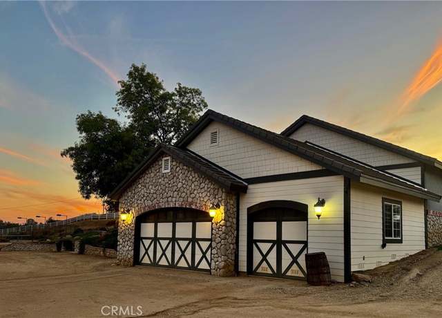 Property at 34037 Agua Dulce Canyon Rd, Agua Dulce, CA 91390, 6 beds, 4.5 baths