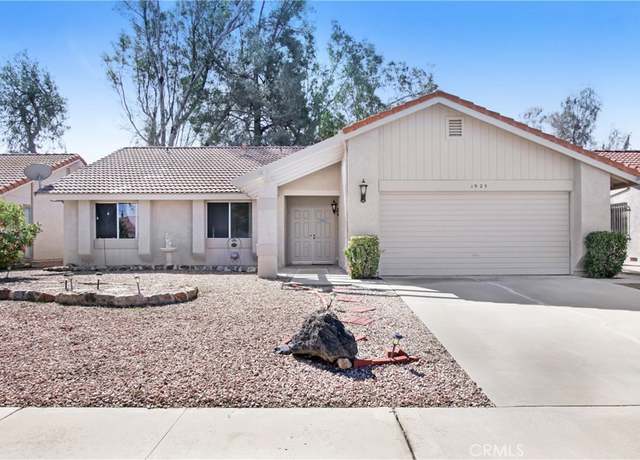 Property at 1925 Silver Oak Way, Hemet, CA 92545, 3 beds, 2 baths