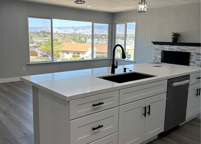 Property at 31795 Avenue N, Redlands, CA 92373, 3 beds, 3 baths
