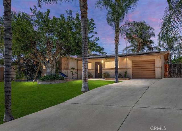 Property at 2818 Renegade Ave, Bakersfield, CA 93306, 3 beds, 2 baths