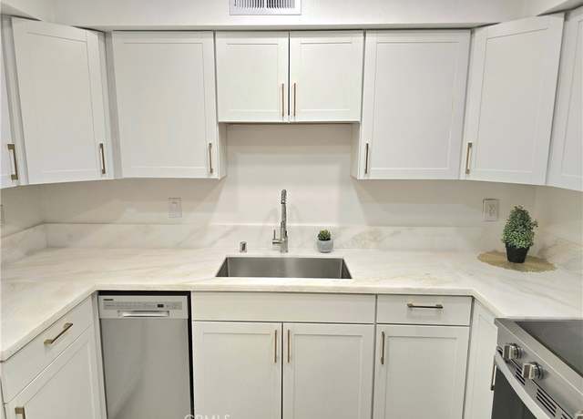 Property at 1474 Sunflower Cir N, Palm Springs, CA 92262, 3 beds, 1 bath