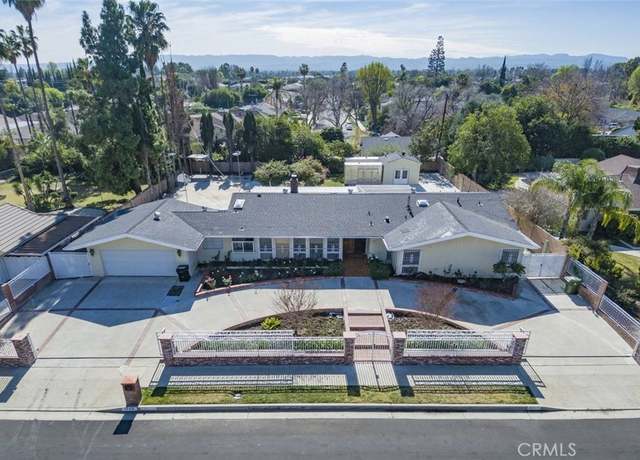Property at 19128 Prairie St, Northridge, CA 91324, 4 beds, 3 baths