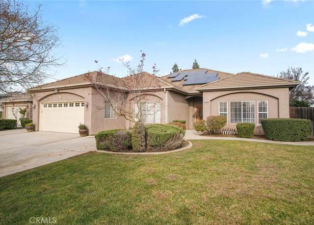 Property at 5270 Camelback St, Chowchilla, CA 93610, 3 beds, 3 baths