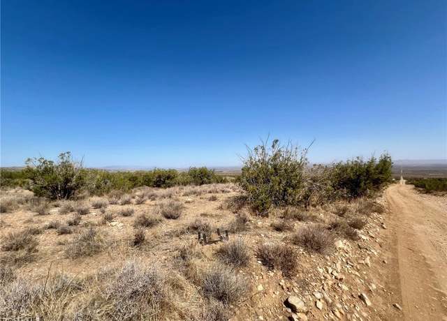 Property at 185 Avenue Y, Llano, CA 93544