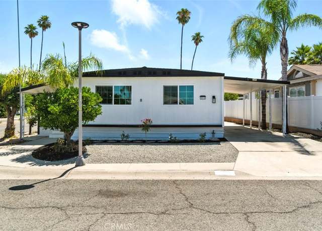 Property at 900 Santa Clara Cir, Hemet, CA 92543, 3 beds, 2 baths