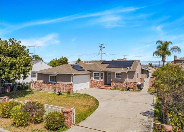 Property at 11542 Robert Ln, Garden Grove, CA 92840, 4 beds, 2.5 baths