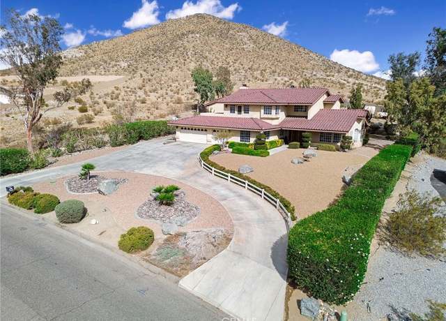 Property at 18032 Ohna Rd, Apple Valley, CA 92307, 5 beds, 3 baths