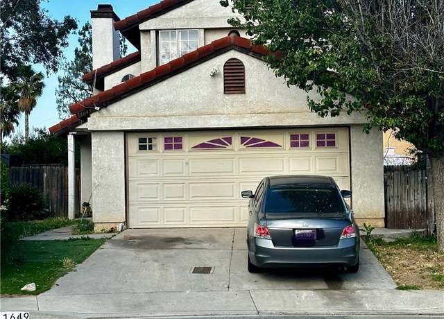 Property at 11649 Oak Knoll Ct, Fontana, CA 92337, 4 beds, 2.5 baths