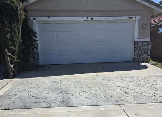 Property at 660 Seattle St, Hemet, CA 92545, 3 beds, 2 baths