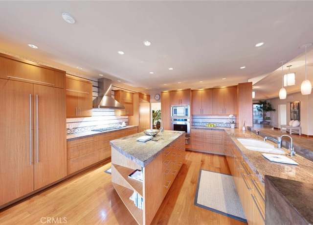Property at 3 Harbor Ridge Dr, Newport Beach, CA 92660, 4 beds, 3.5 baths