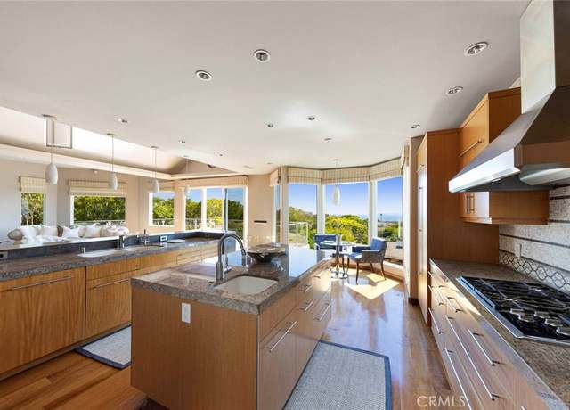 Property at 3 Harbor Ridge Dr, Newport Beach, CA 92660, 4 beds, 3.5 baths