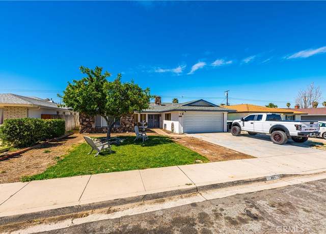 Property at 465 S Walnut St, Hemet, CA 92543, 3 beds, 2 baths