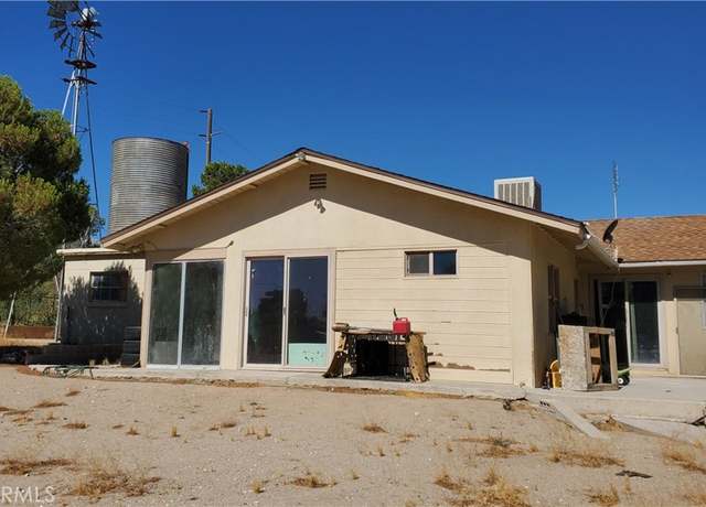 Property at 32676 Foothill Rd, Lucerne Valley, CA 92356, 3 beds, 1 bath