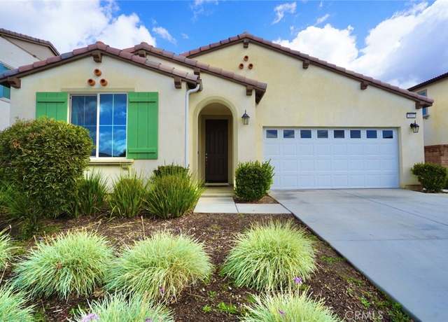 Property at 3042 Eveningcloud St, Hemet, CA 92543, 3 beds, 2 baths
