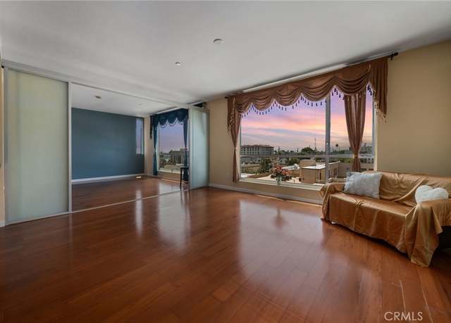 Property at 285 W 6th St #527, San Pedro, CA 90731, 2 beds, 2 baths