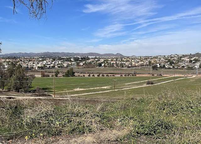 Property at 30925 Nicolas Rd, Temecula, CA 92591, 2 beds, 2 baths