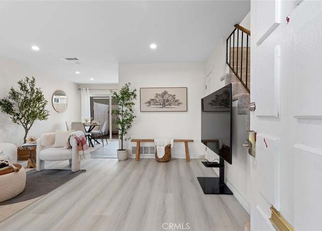 Property at 8482 Benjamin Dr #10, Huntington Beach, CA 92647, 2 beds, 1 bath
