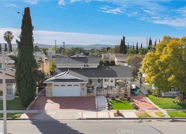 Property at 24251 Bark St, Lake Forest, CA 92630, 9 beds, 5 baths