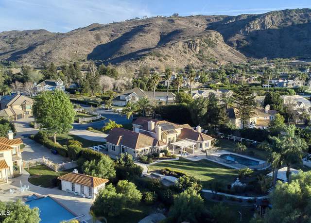Property at 2021 Brittany Park Rd, Camarillo, CA 93012, 4 beds, 4.5 baths