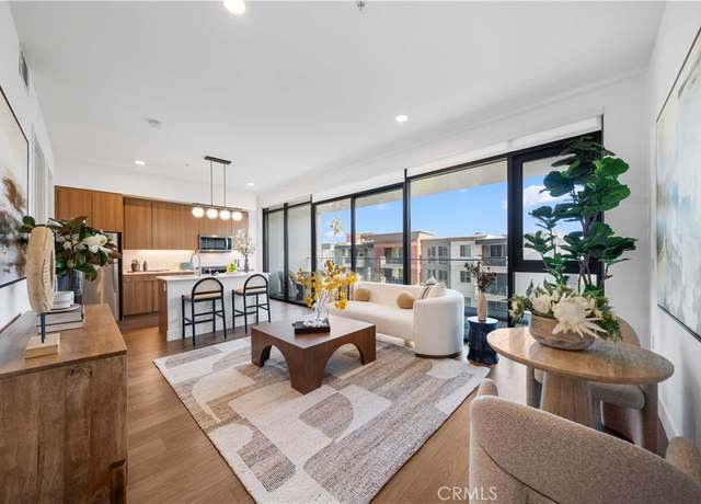 Property at 709 E Walnut St #415, Pasadena, CA 91101, 1 bed, 1 bath
