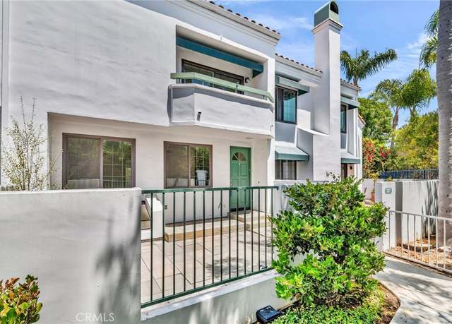 Property at 19562 Pompano Ln #108, Huntington Beach, CA 92648, 3 beds, 2.5 baths
