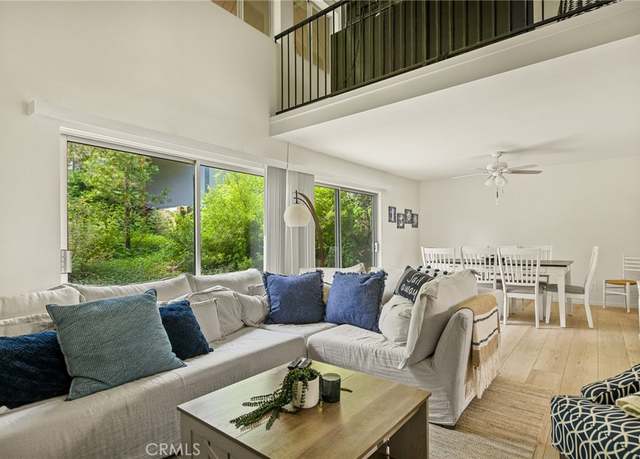 Property at 981 Lucerne Ln #3, Lake Arrowhead, CA 92352, 1 bed, 1.5 baths