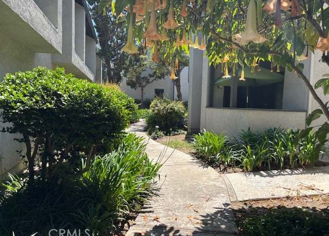 Property at 2510 W Macarthur Blvd Unit M, Santa Ana, CA 92704, 2 beds, 2 baths