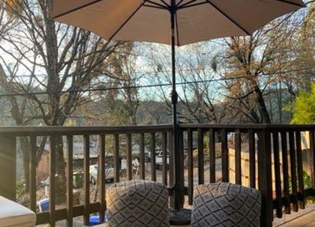 Property at 12164 Black Oak Dr, Loch Lomond, CA 95461, 2 beds, 2 baths