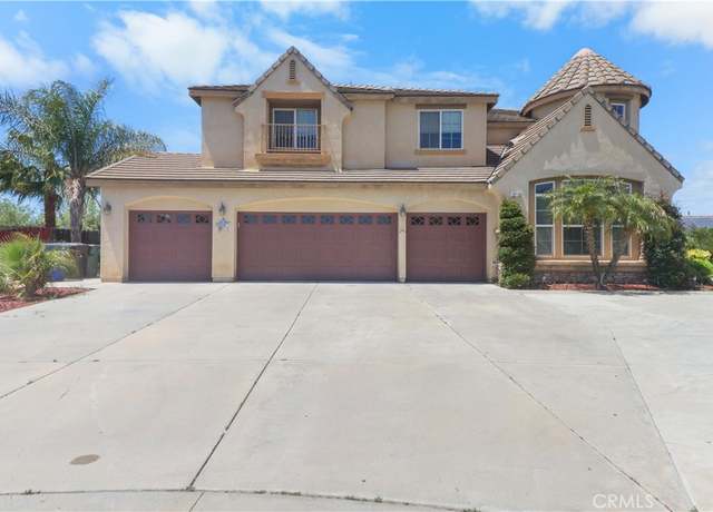 Property at 19131 Camassia Ct, Riverside, CA 92508, 5 beds, 4.5 baths