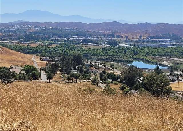 Property at 29400 Nichols St, Lake Elsinore, CA 92530
