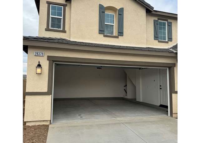 Property at 28378 Deer Brush Dr, Nuevo, CA 92567, 3 beds, 2.5 baths