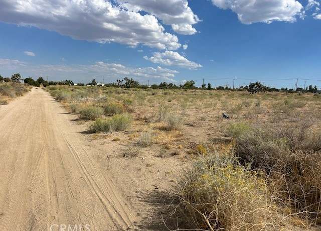 Property at 9757 Lebec Rd, Phelan, CA 92371