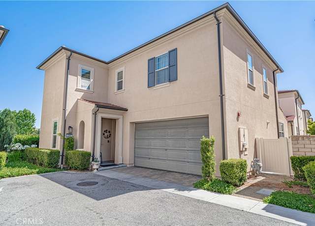 Property at 22027 Propello Dr, Saugus, CA 91350, 4 beds, 3 baths