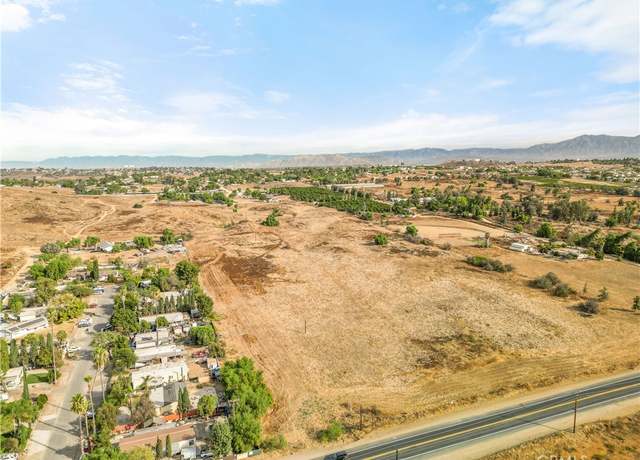 Property at 18300 Cajalco Rd, Perris, CA 92570