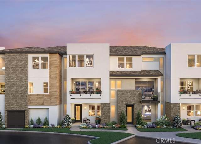 Property at 2616 Everly Dr, San Diego, CA 92108, 3 beds, 2.5 baths