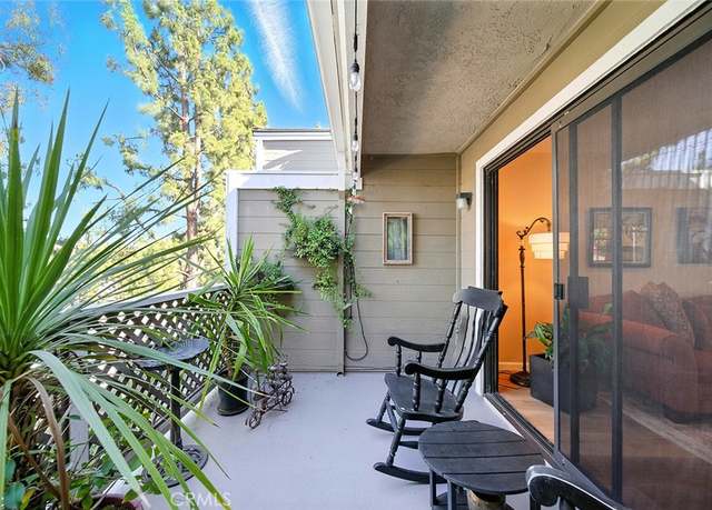 Property at 18 Oak Spring Ln #309, Aliso Viejo, CA 92656, 2 beds, 1 bath