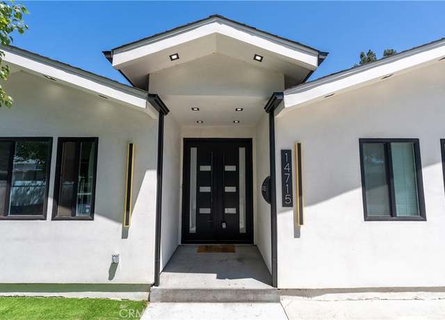 Property at 14715 Archwood St, Van Nuys, CA 91405, 5 beds, 4.5 baths