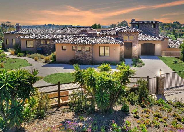 Property at 3451 Dove Hollow Rd, Encinitas, CA 92024, 6 beds, 5.5 baths