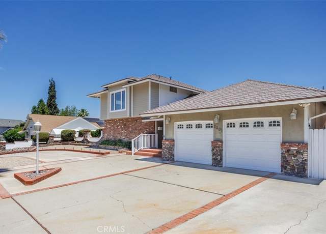 Property at 2001 Cypress Point Dr, Corona, CA 92882, 4 beds, 2 baths