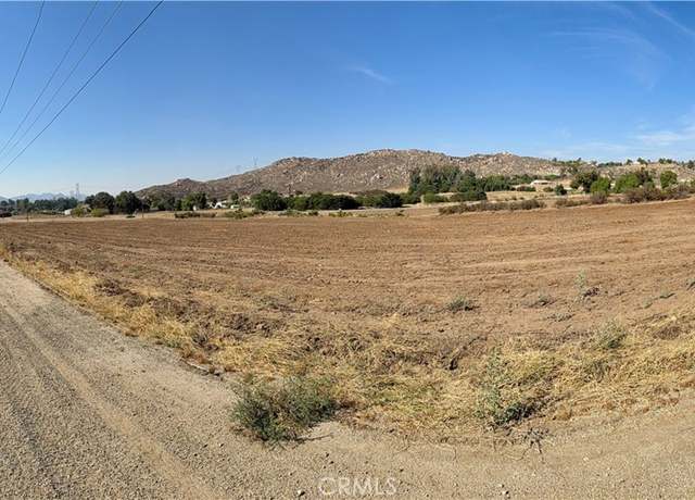 Property at 25 Juniper flats Rd, Nuevo, CA 92567