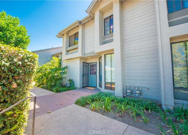 Property at 2220 E Chapman Ave #11, Fullerton, CA 92831, 2 beds, 2.5 baths