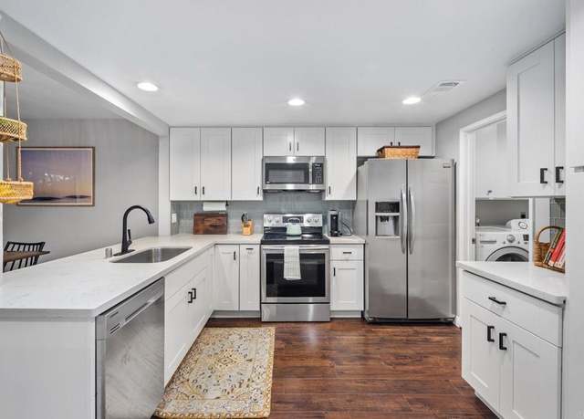 Property at 3012 Avenida Christina, Carlsbad, CA 92009, 3 beds, 2.5 baths