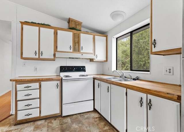 Property at 25 Oak Hill Dr, Oroville, CA 95966, 2 beds, 2 baths