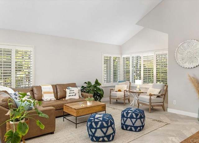 Property at 962 Chardonney Way, Escondido, CA 92029, 4 beds, 3 baths