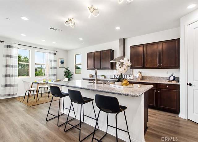 Property at 32189 Dymondia Way, Temecula, CA 92591, 4 beds, 2.5 baths