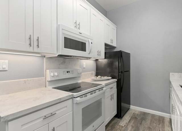 Property at 8328 Regents Rd, San Diego, CA 92122, 1 bed, 1 bath