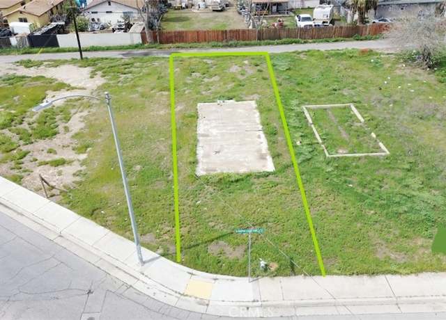 Property at 112 Dr Martin Luther King Jr Blvd, Bakersfield, CA 93307