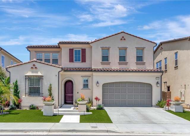 Property at 17311 Juniper Ln, Huntington Beach, CA 92649, 4 beds, 4.5 baths