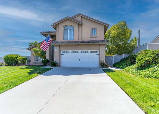 Property at 26928 Eagle Run St, Corona, CA 92883, 3 beds, 2.5 baths